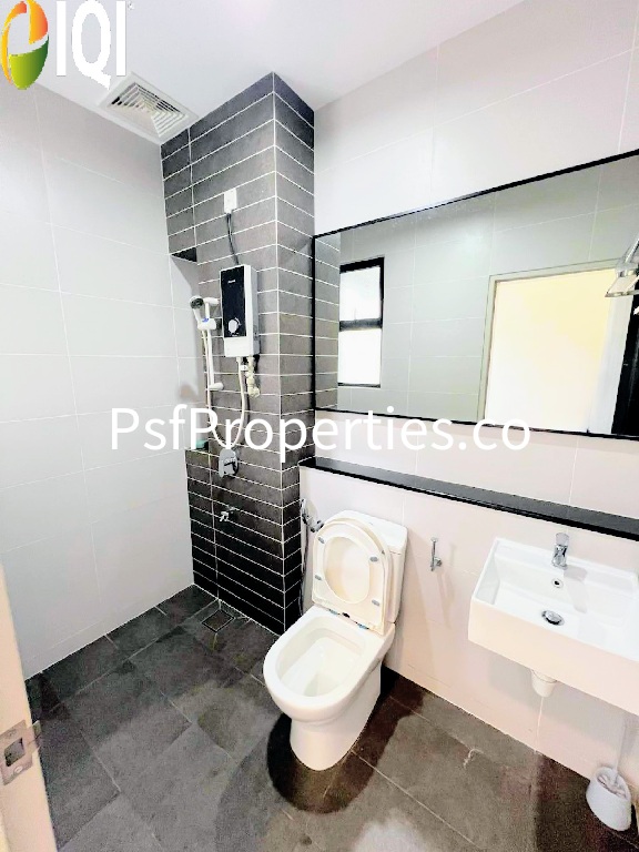 Elmina Valley 5 image