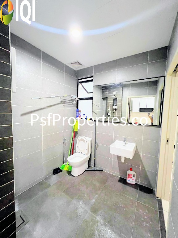 Elmina Valley 5 image