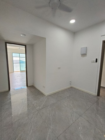 Bay Suites image
