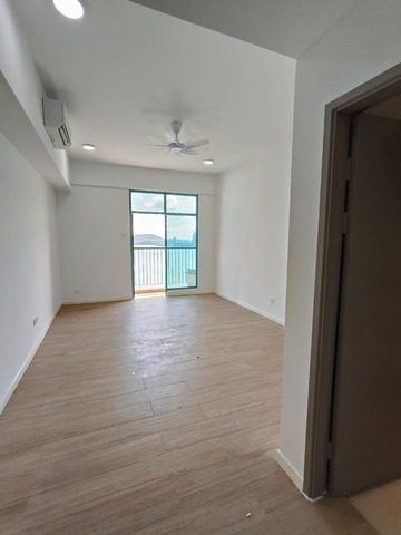 Bay Suites image