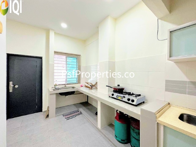 Ivy Terrace & Clover Park Denai Alam image