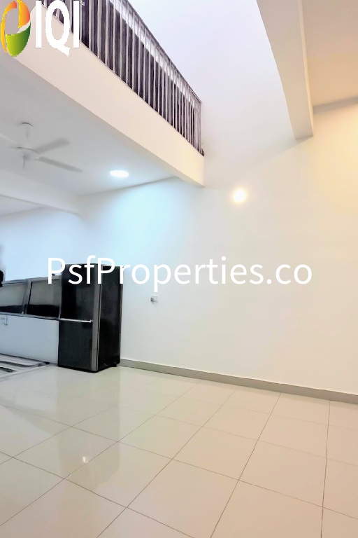 Elmina Green 4 image