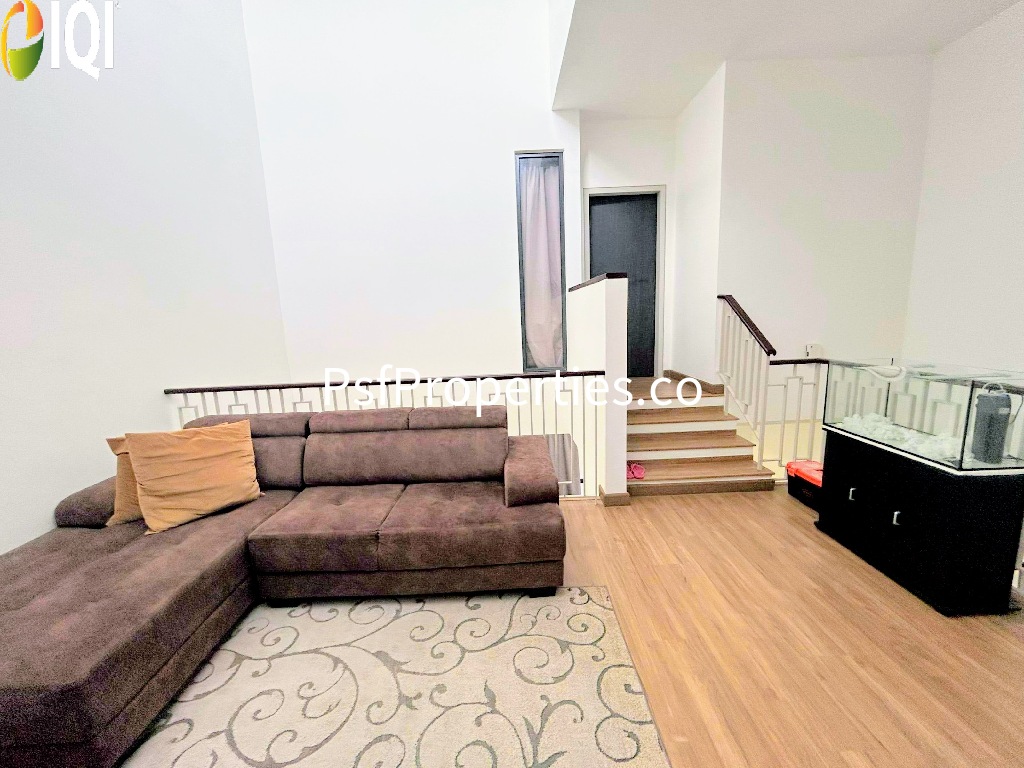 Elmina Green 4 image