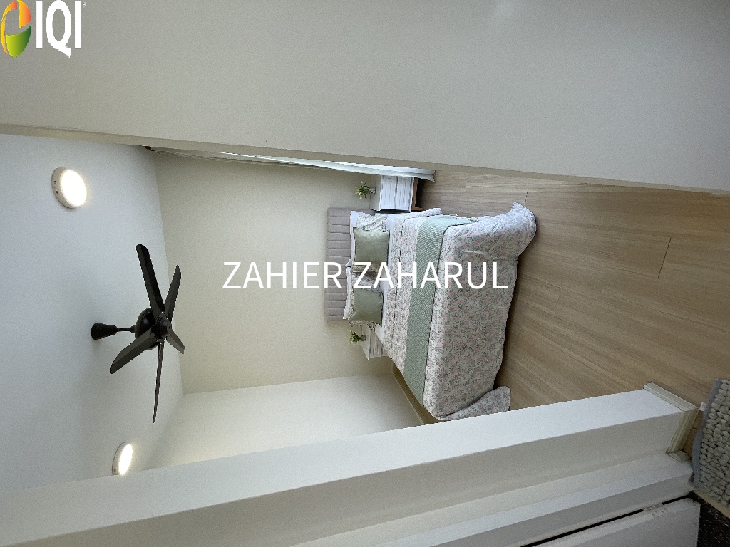 Crescent Park Townvilla image