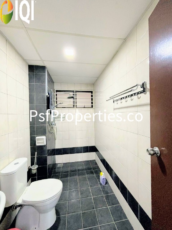 Indah Alam Condominium image