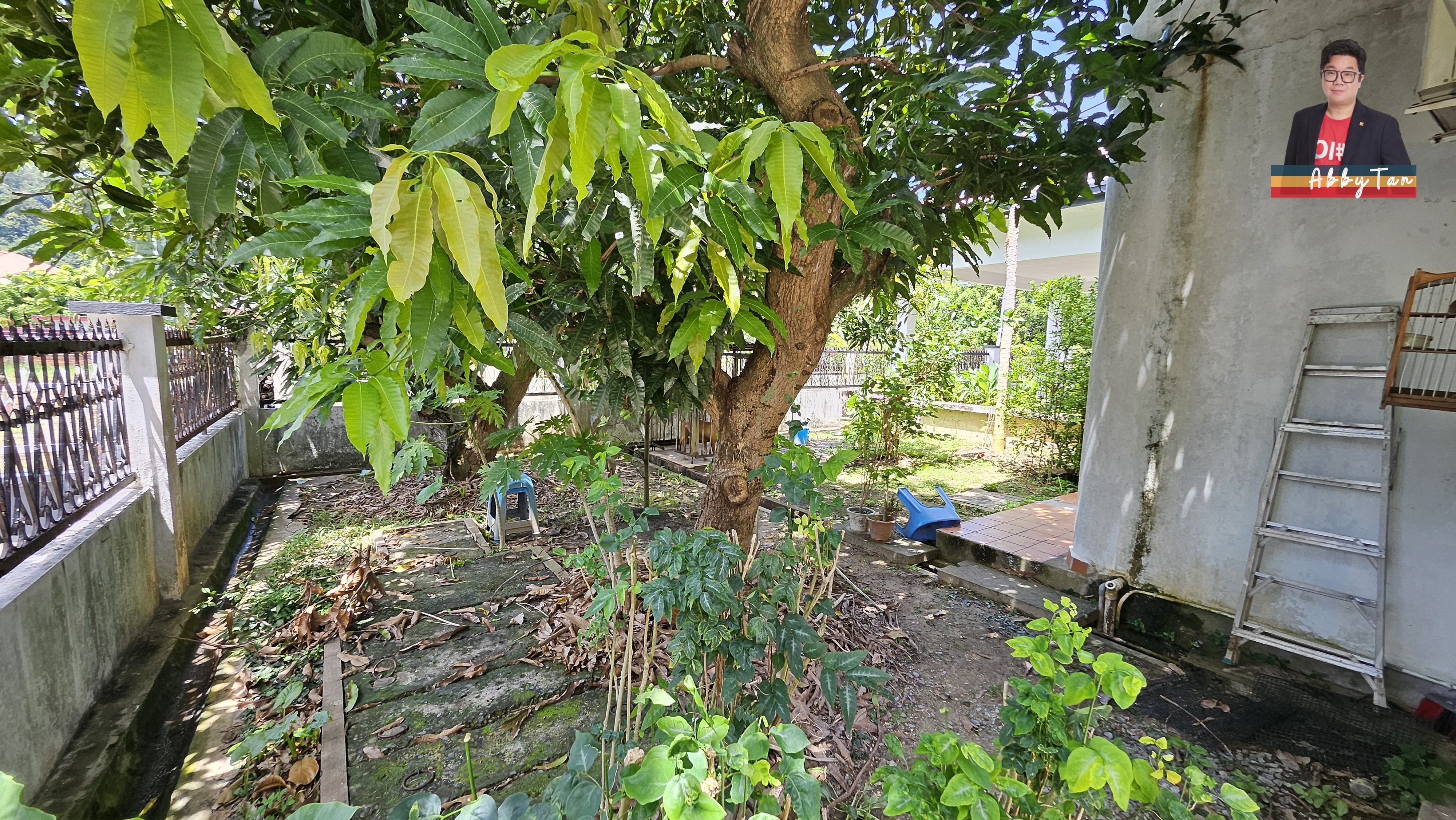 Semi-D Teluk Likas – Spacious Living, Prime Location, School Nearby image