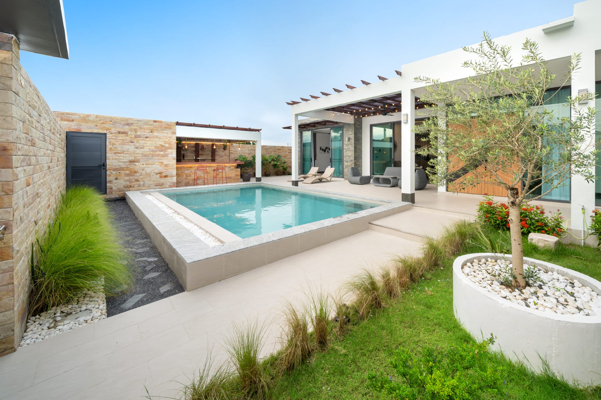 Freehold Pool Villa in Prime Thalang Location – Ready to Move In image