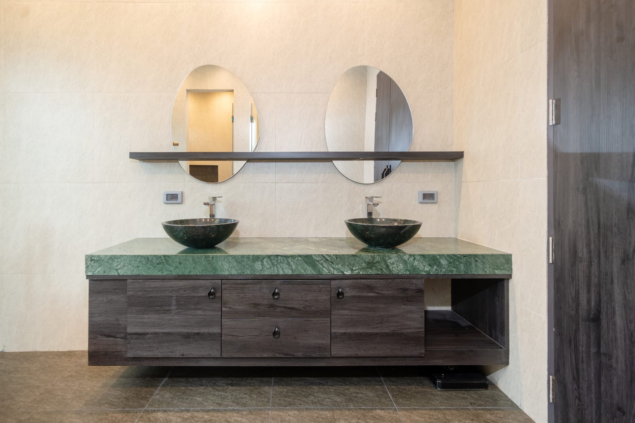 Freehold Pool Villa in Prime Thalang Location – Ready to Move In image