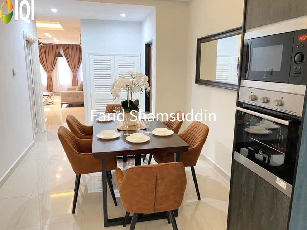 Jalan Suasana 1/2 image