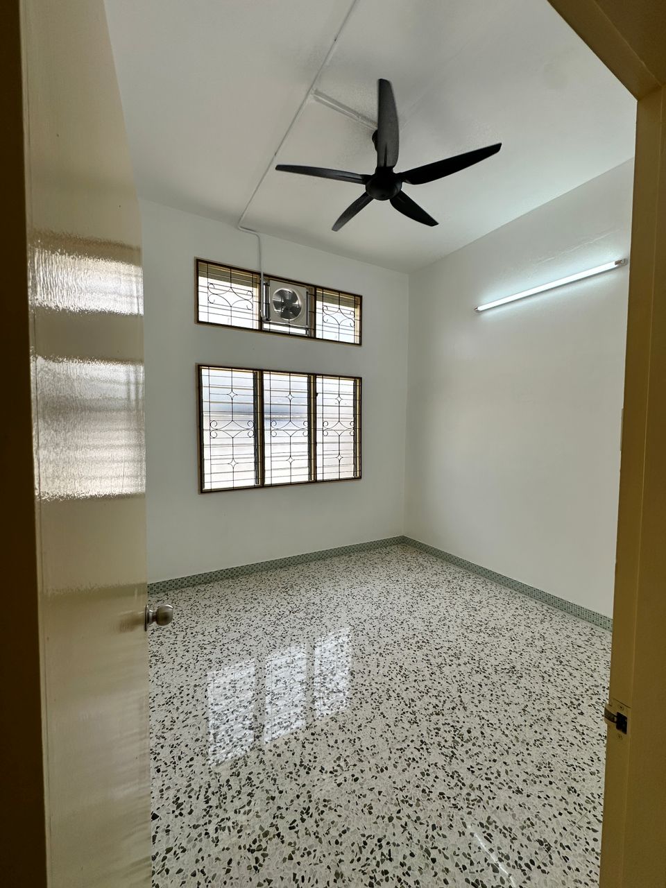 TAMAN BUNGA MAWAR image