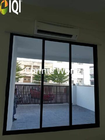 Taman Sinar Mahkota image