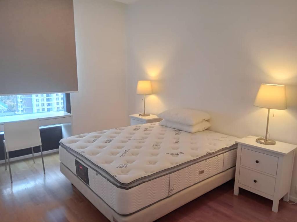 Arcoris Residences image