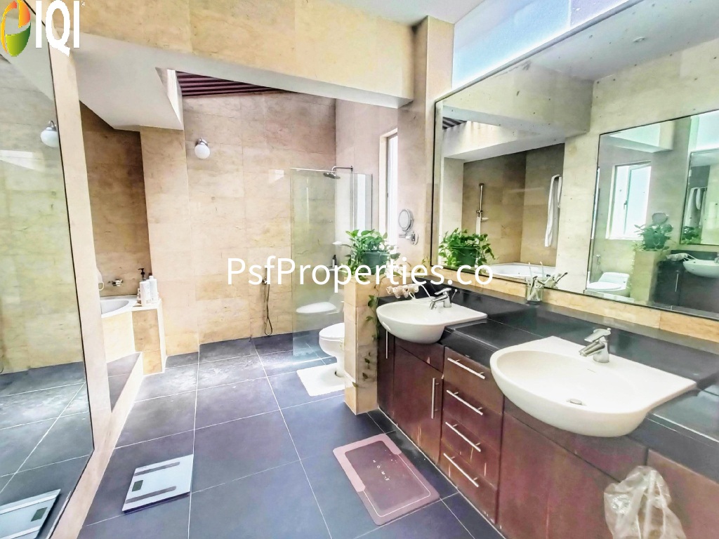 Titian, Bukit Jelutong image