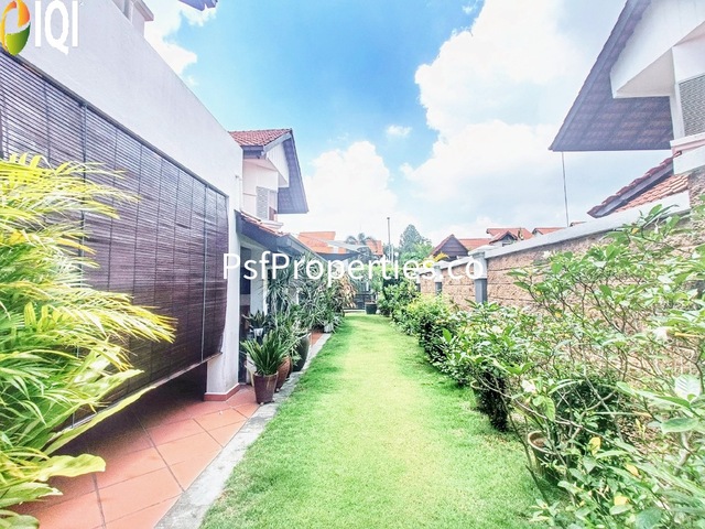 Titian, Bukit Jelutong image