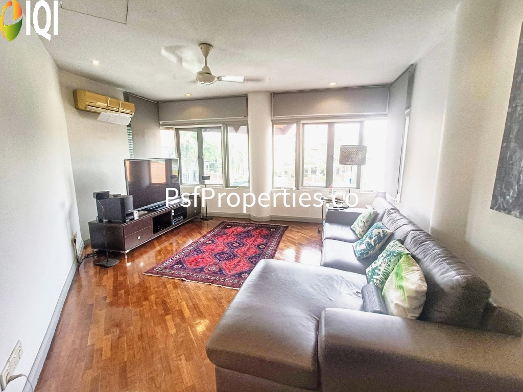 Titian, Bukit Jelutong image