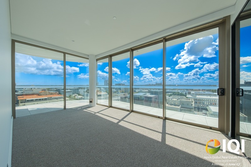 LAST SUNRISE PENTHOUSE – Move In Ready! Your Front-Row Seat to Perth's Golden Hour!