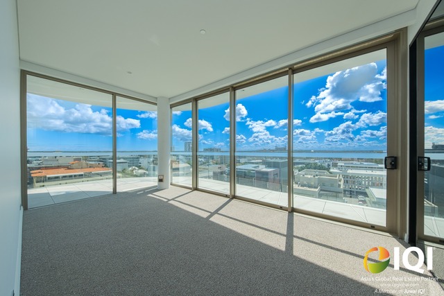 LAST SUNRISE PENTHOUSE – Move In Ready! Your Front-Row Seat to Perth's Golden Hour! photo
