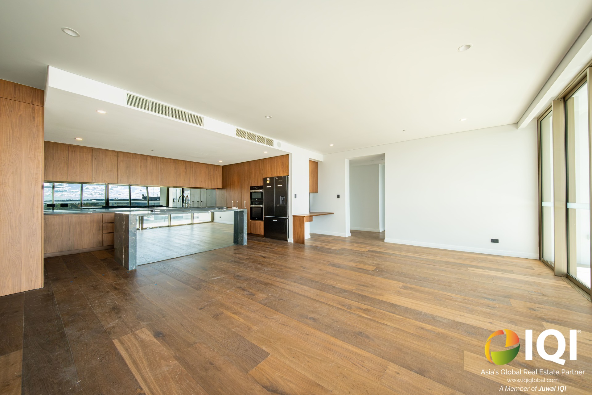 LAST SUNRISE PENTHOUSE – Move In Ready

Your Front-Row Seat to Perth's Golden Hour! image