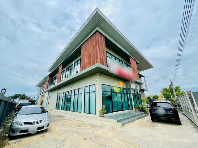 For Sale Warehouse with Office photo