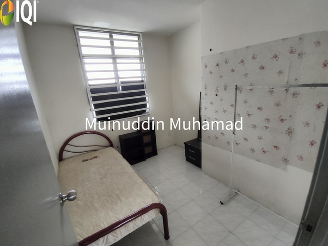 Taman Iskandar Perdana Seri Iskandar Perak image