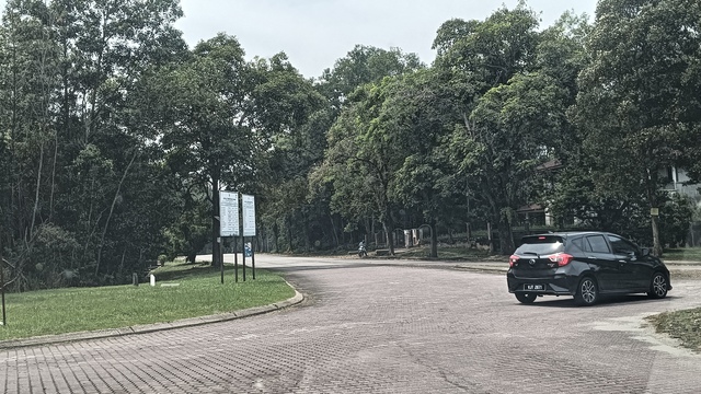 Bungalow Land Bandar Tasik Kesuma photo