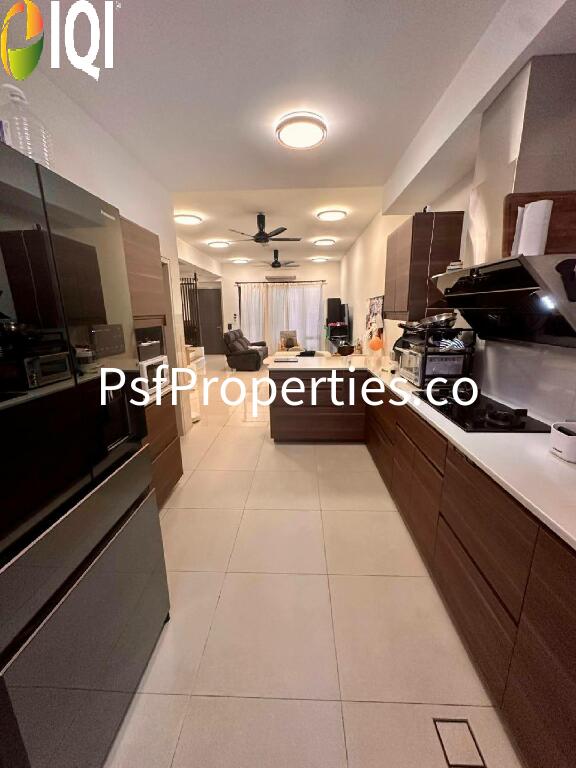 Elmina Valley 2 image