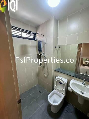 Elmina Valley 2 image