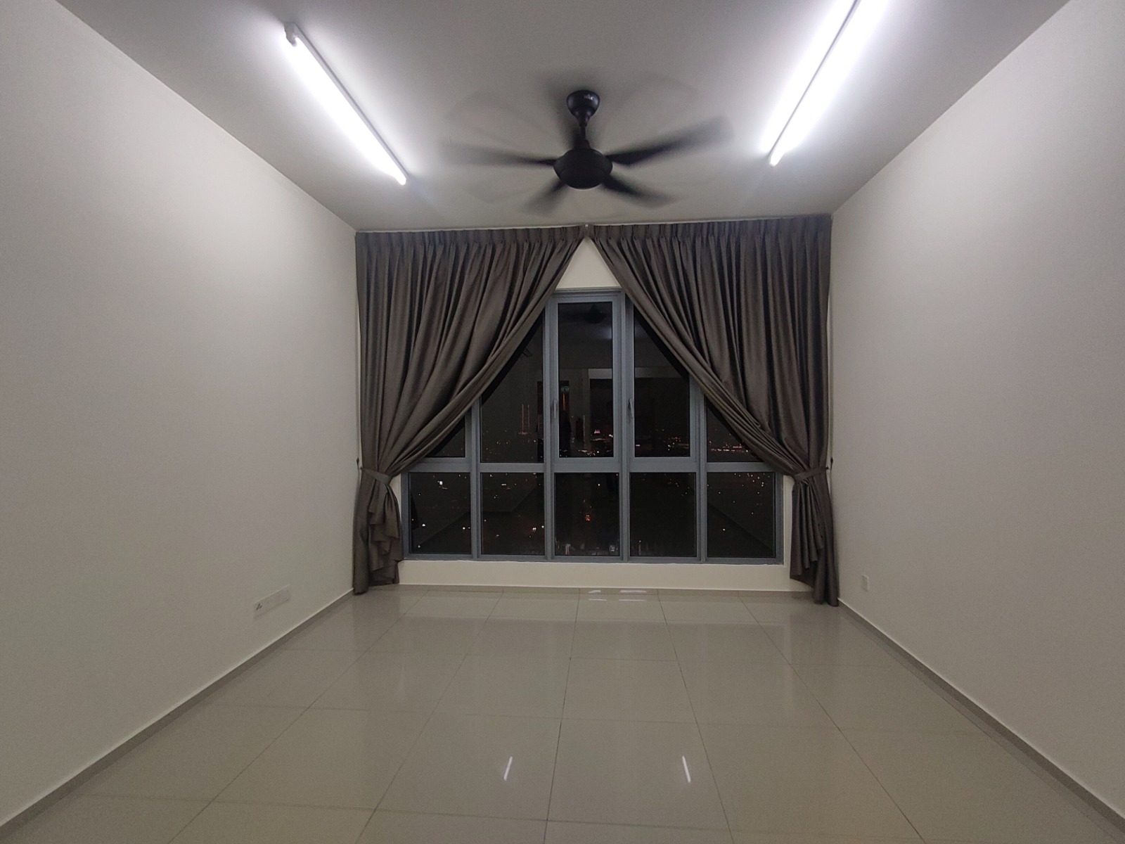 Gravit8 @ Klang South image