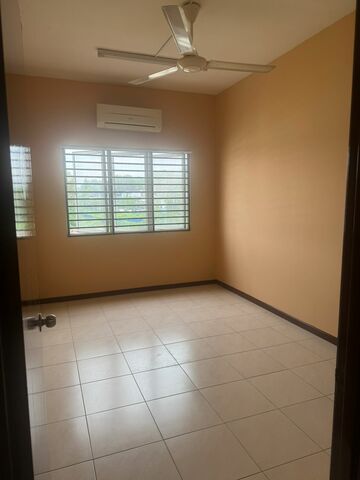 Baiduri Courts image