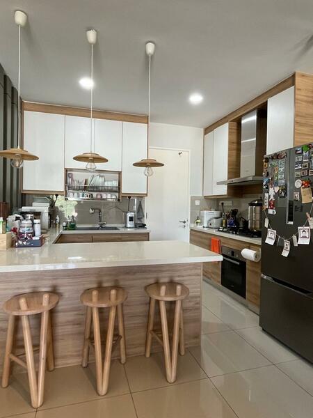 16 Quartz Melawati Condominium