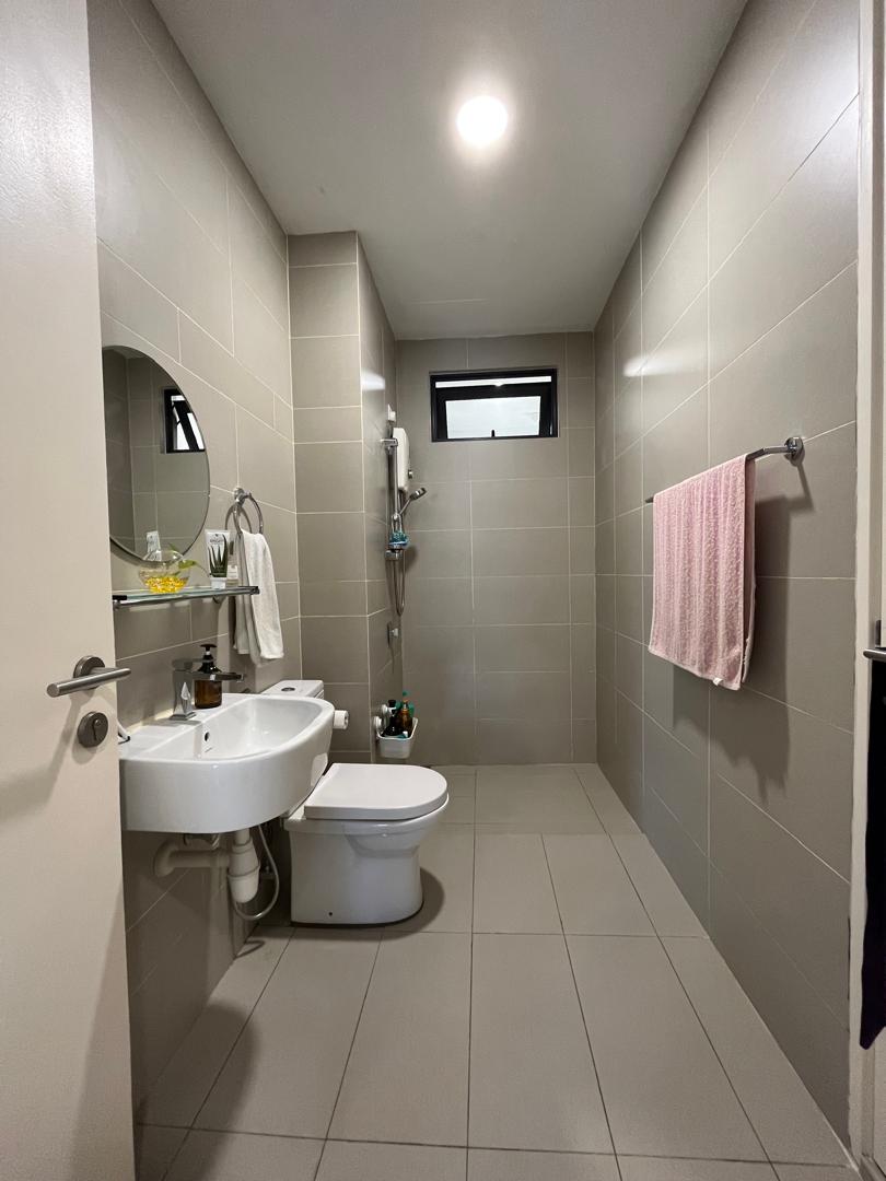 16 Quartz Melawati Condominium image