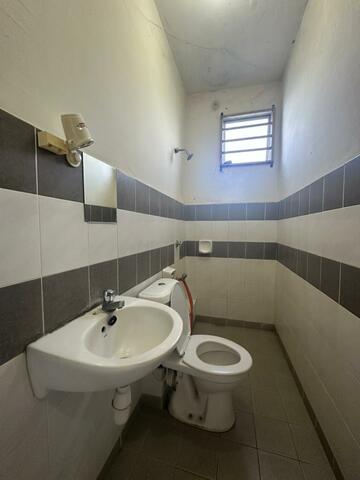 ANGKASA APARTMENT MENGGATAL image