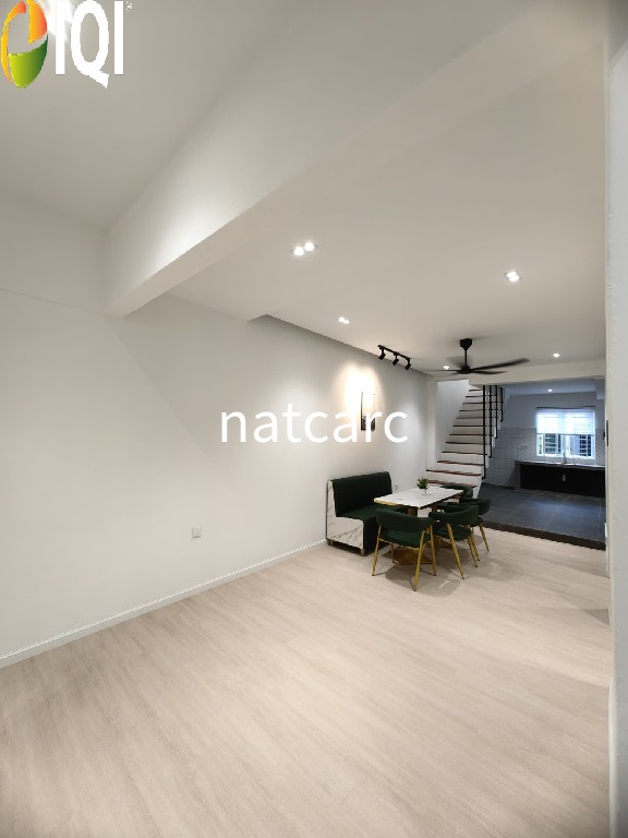 Freehold Renovated 1.5 Storey Terrace House Taman Hilir Ujong Pasir for Sale image