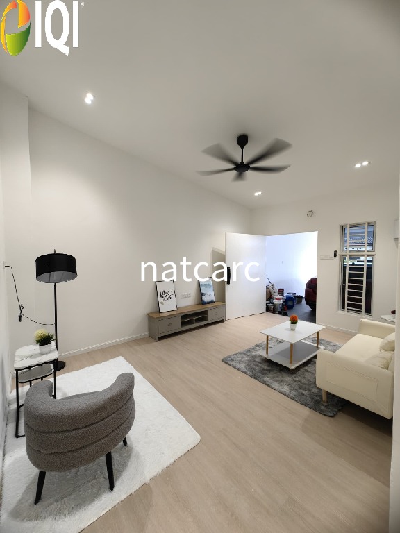 Freehold Renovated 1.5 Storey Terrace House Taman Hilir Ujong Pasir for Sale image