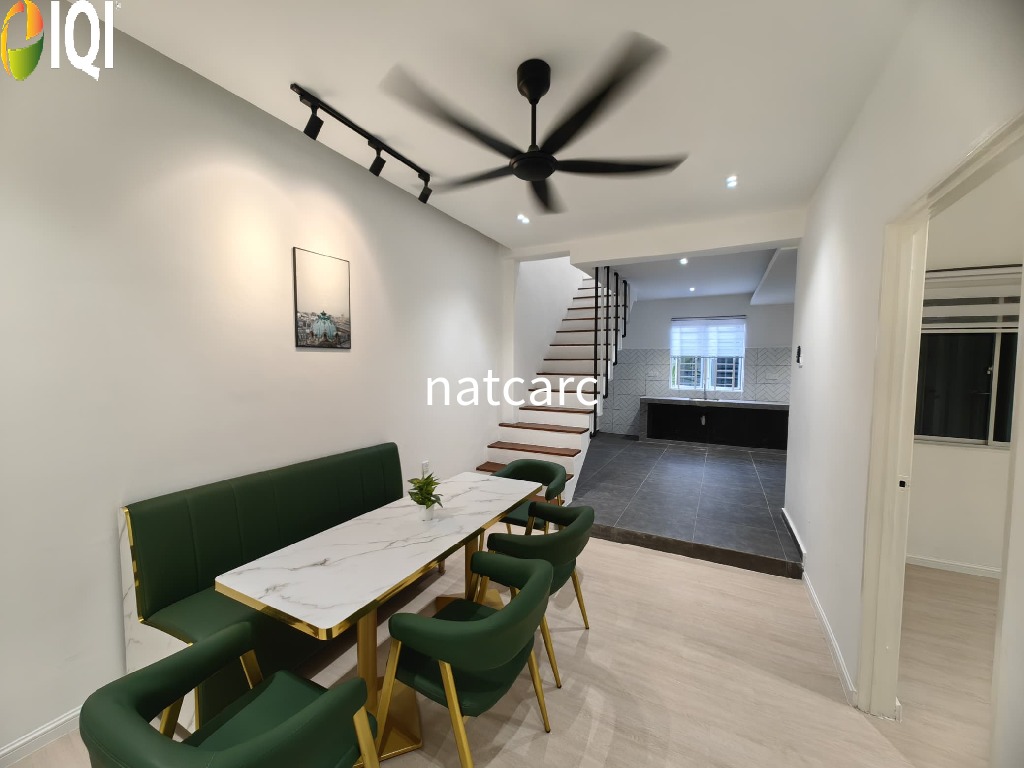Freehold Renovated 1.5 Storey Terrace House Taman Hilir Ujong Pasir for Sale image