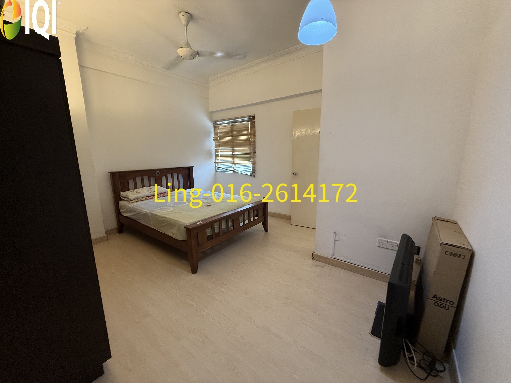 Kelana Mahkota image