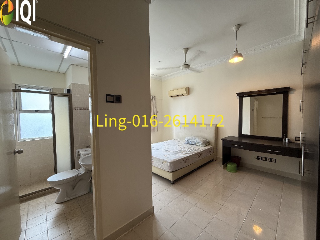 Kelana Mahkota image