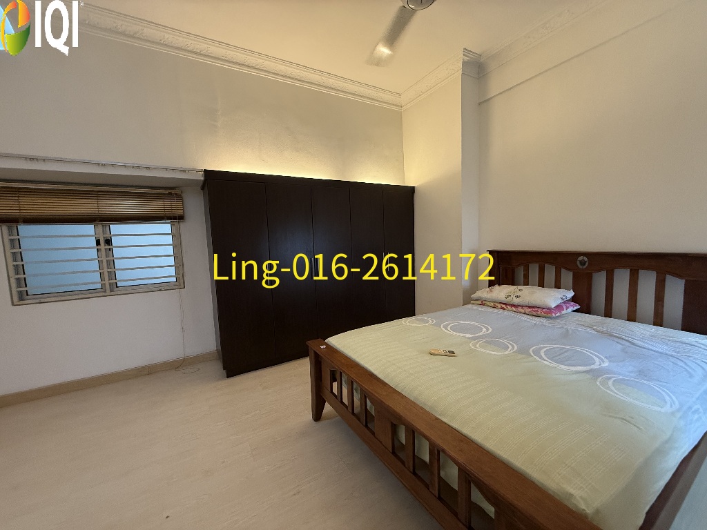 Kelana Mahkota image