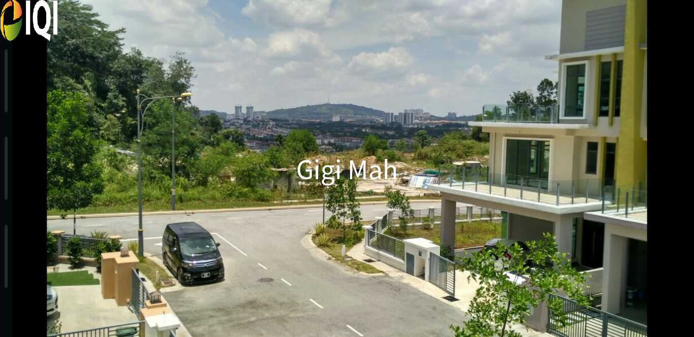 Mahkota Hills image