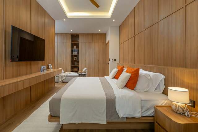 CHALONG BAY VILLAS – LUXURY LIVING NEAR THE PIER image