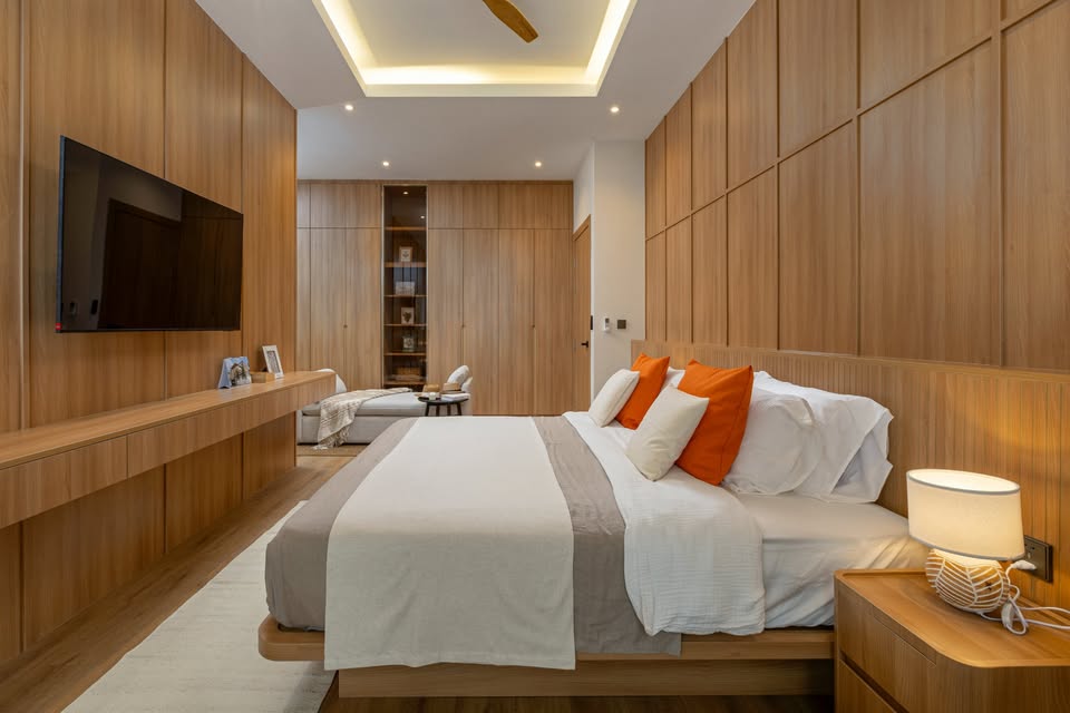 CHALONG BAY VILLAS – LUXURY LIVING NEAR THE PIER image