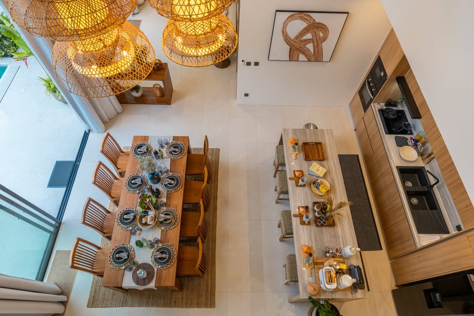 CHALONG BAY VILLAS – LUXURY LIVING NEAR THE PIER image