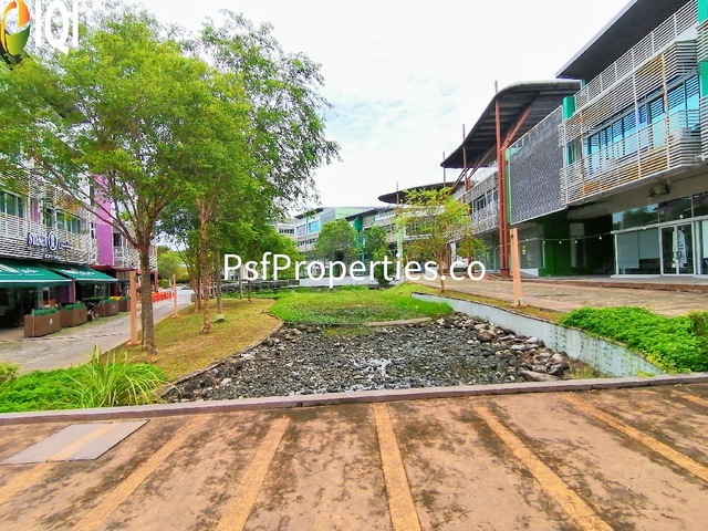 Bukit Jelutong image