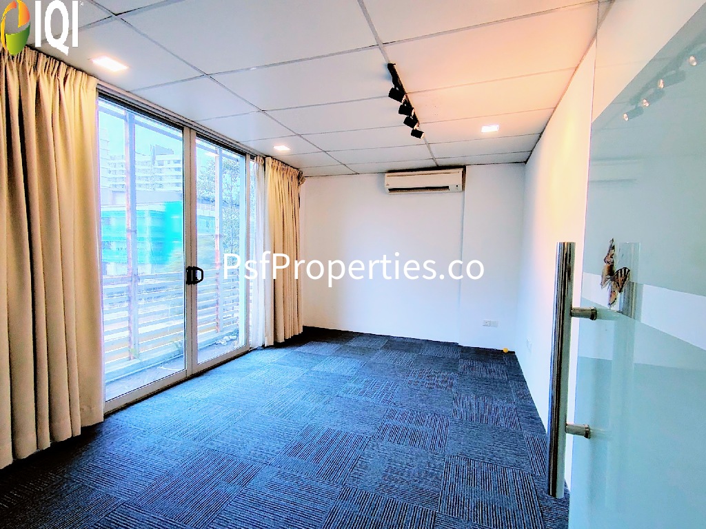 Bukit Jelutong image