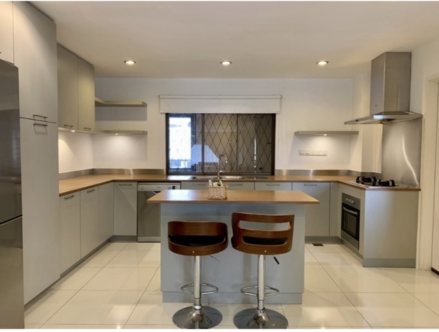 Merak Kayangan Court image