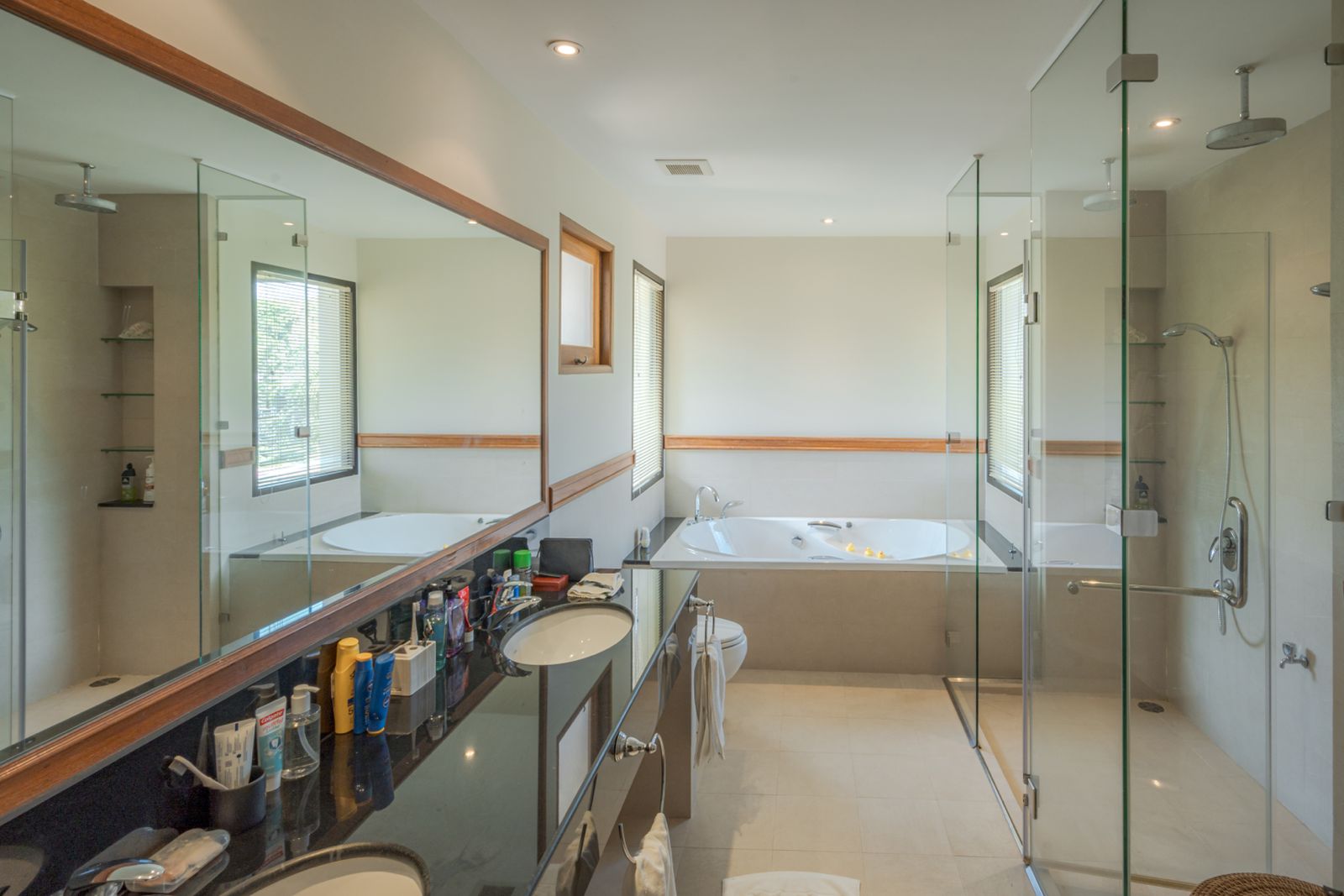 Luxury 4-Bedroom Home in the Heart of Phuket’s Prestigious Laguna Area image