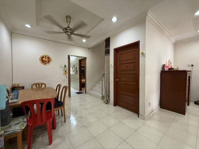 Jalan Tepi Sungai  image