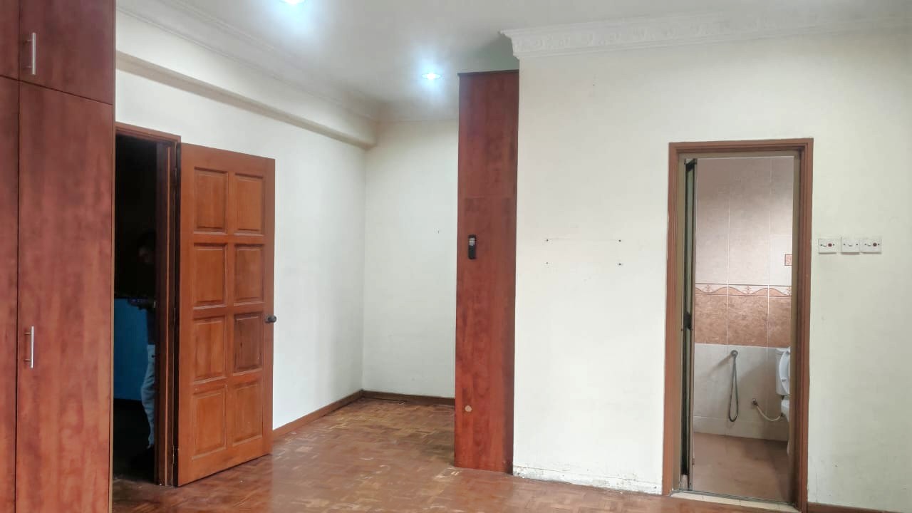 Taman Saujana Puchong image