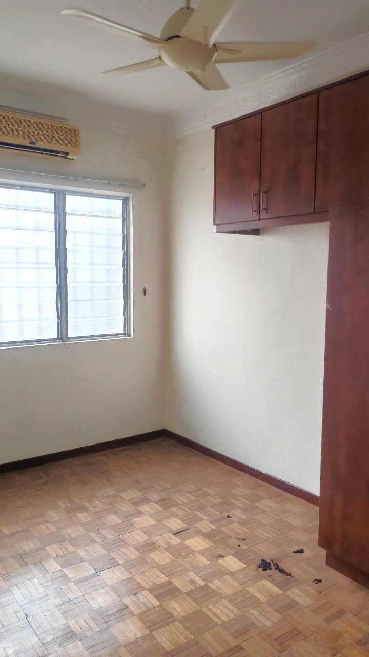 Taman Saujana Puchong image