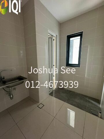 The Maple Residences image